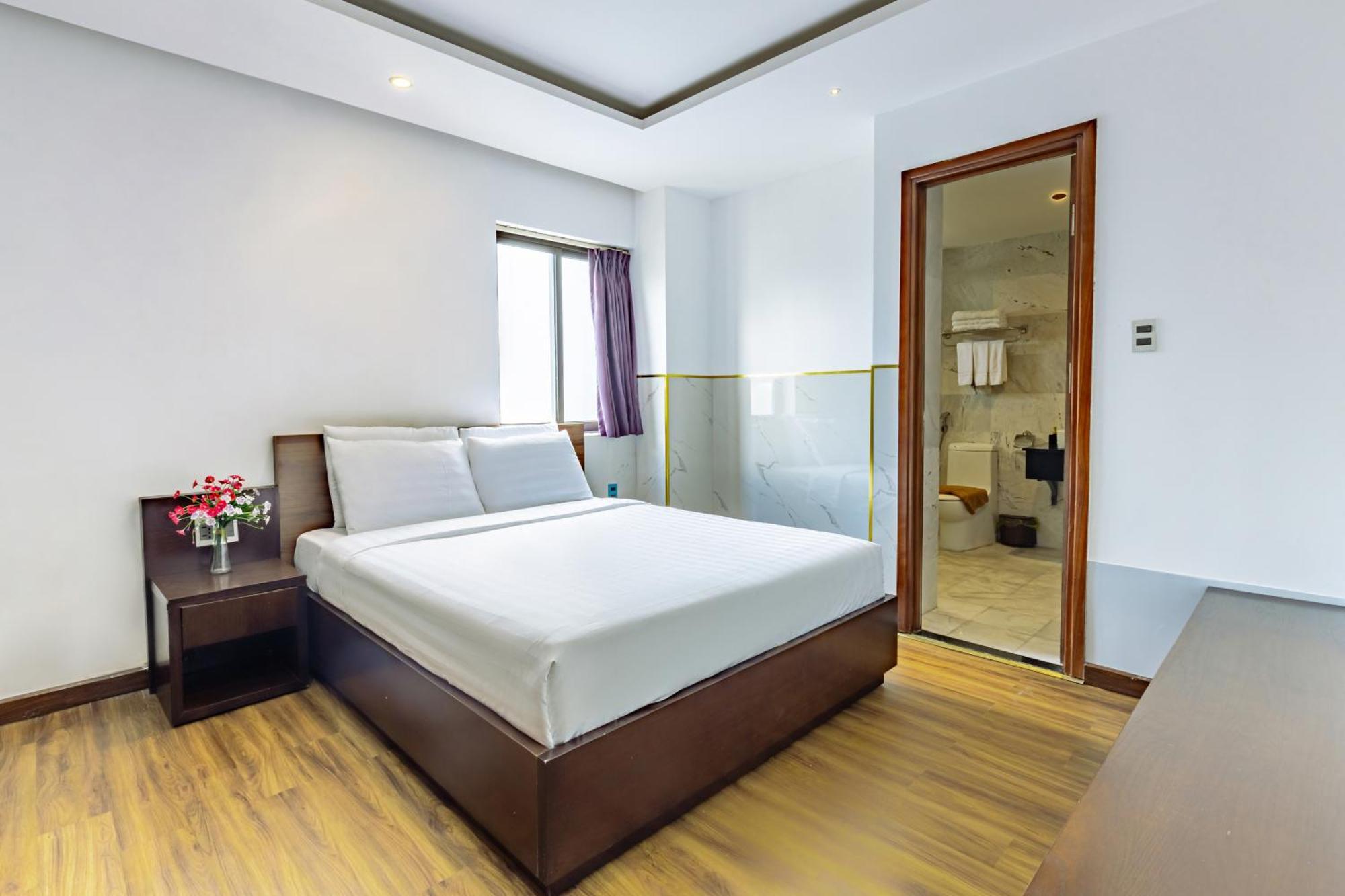 Golden Sun Hotel Danang Экстерьер фото