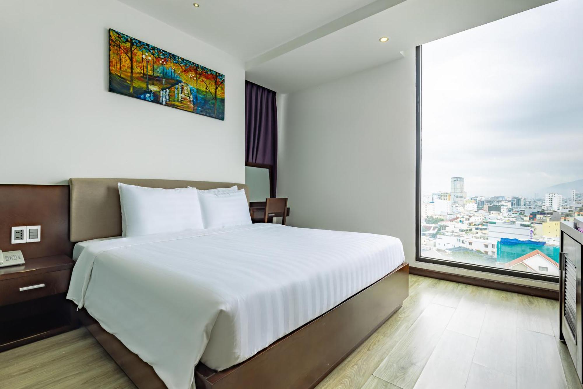 Golden Sun Hotel Danang Экстерьер фото
